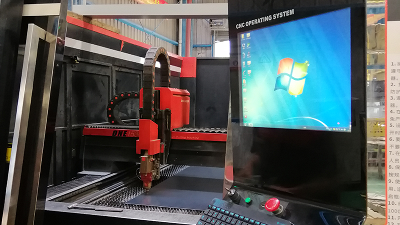 高端標(biāo)識(shí)制作前期激光切割有哪些注意事項(xiàng)？