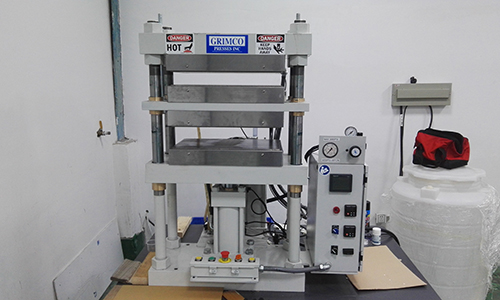 模型承壓機(jī) 模型承壓機(jī)