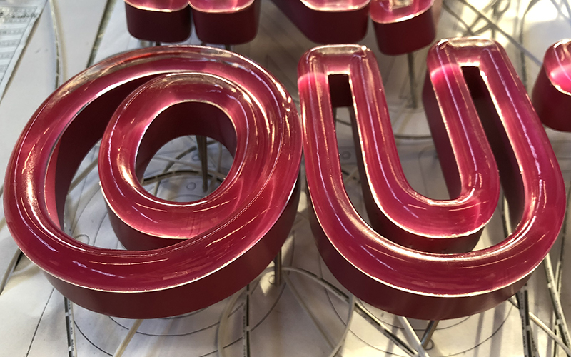 LED霓虹發(fā)光字的概念和特點(diǎn)