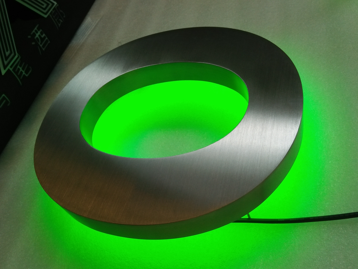 LED背發(fā)光字是什么意思？有哪些特征？