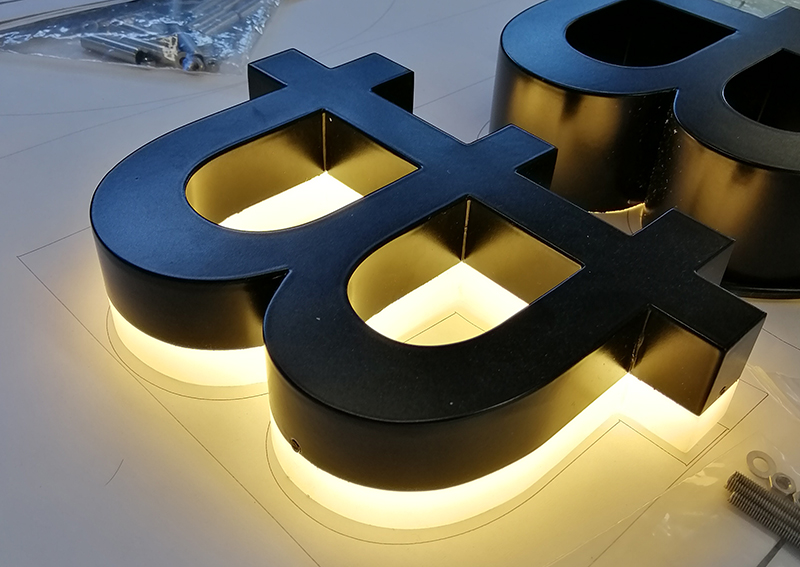 不銹鋼金屬發(fā)光字有哪幾種？