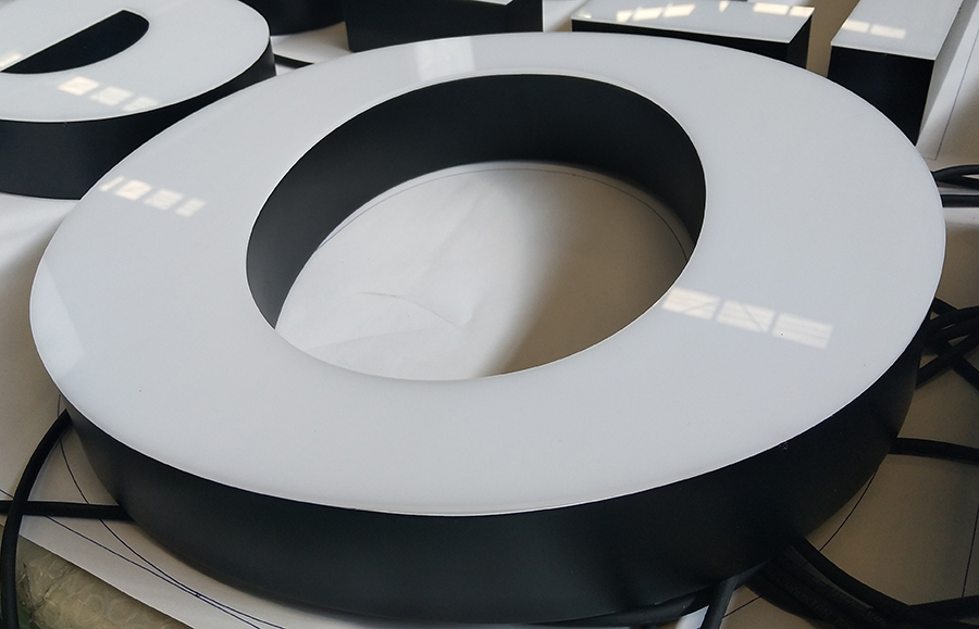 無邊框發(fā)光字的幾個(gè)主要類型和制作流程是什么？