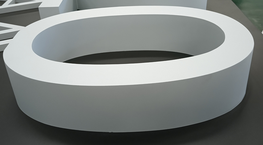 戶外落地立體發(fā)光字一般采用哪些形式？