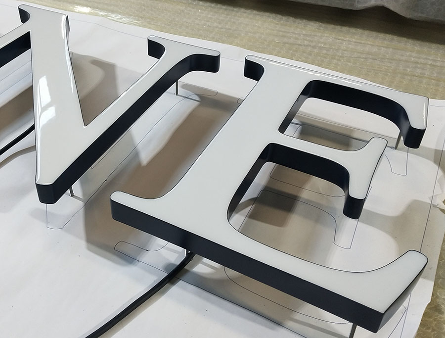 LED樹脂發(fā)光字為什么那么受歡迎？