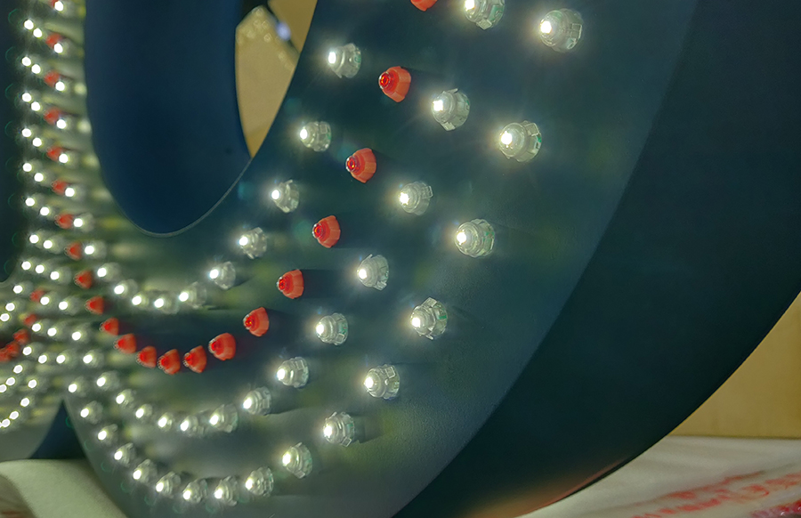 全彩外露發(fā)光字的優(yōu)點和特點有哪些？