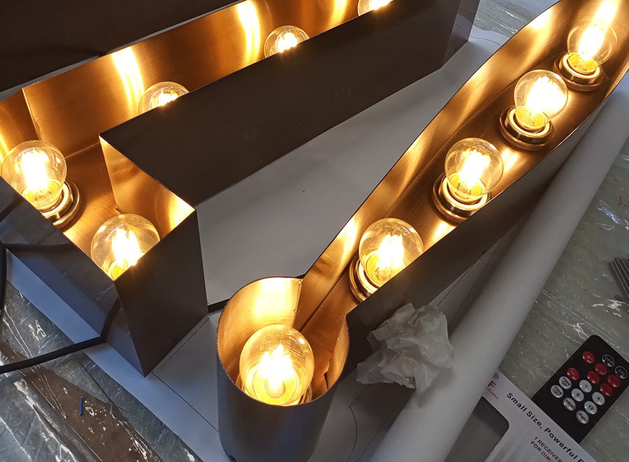 外露發(fā)光字的類別和四大特點是什么？