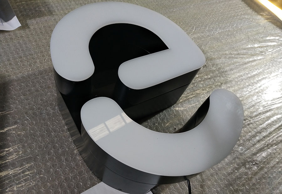 無(wú)邊框發(fā)光字制作步驟有哪些？