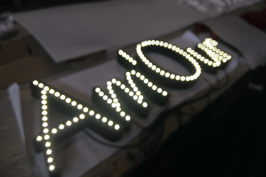 沖孔發(fā)光字標(biāo)識牌的制作工藝流程，你知道多少？