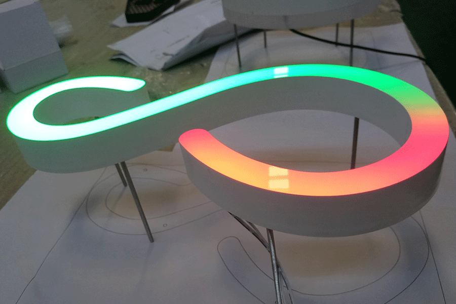 迷你字發(fā)光標(biāo)識(shí)有哪些優(yōu)點(diǎn)？