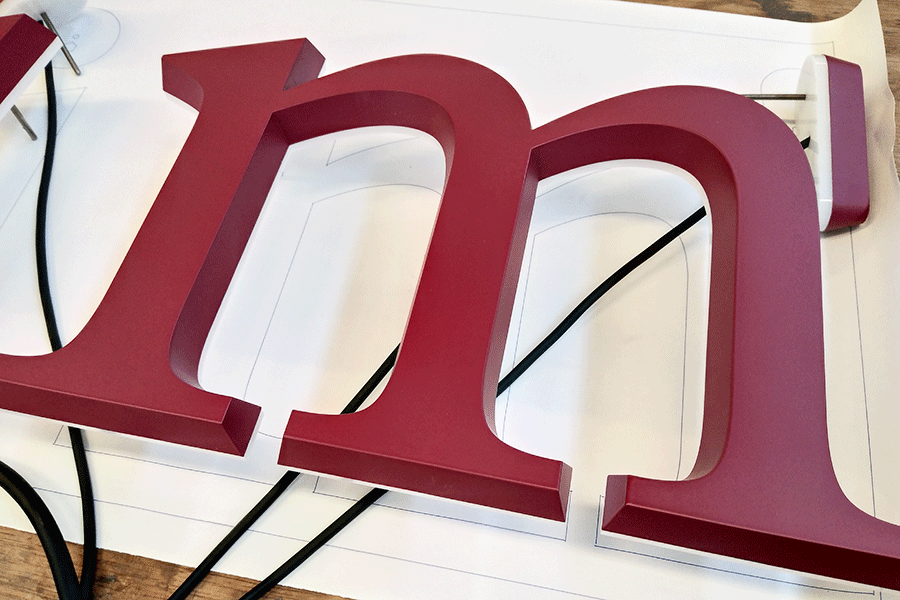 迷你字制作門頭招牌有什么優(yōu)勢？