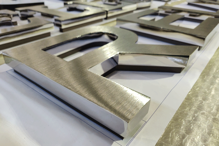 金屬平面字有哪些制作工藝流程？