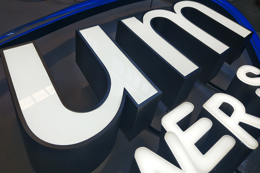 led發(fā)光字制作選擇哪種材料比較好？