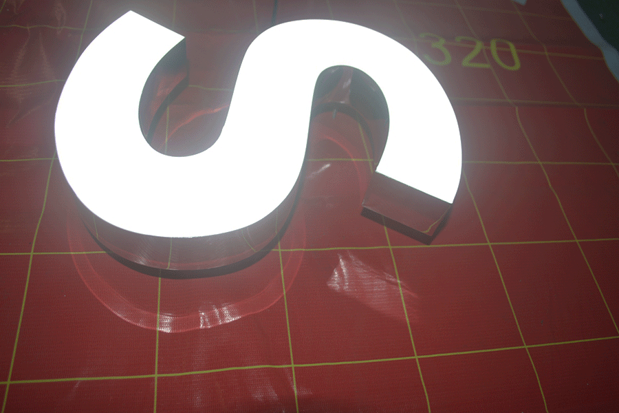 怎么處理led樹脂字發(fā)黃的問題？