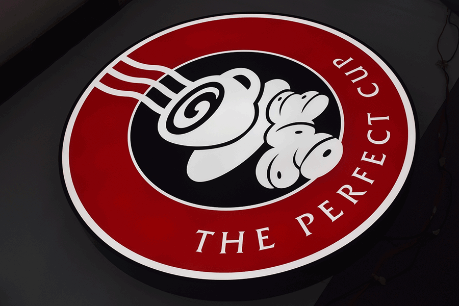 設(shè)計(jì)制作門頭招牌廣告字有哪些優(yōu)點(diǎn)特點(diǎn)？