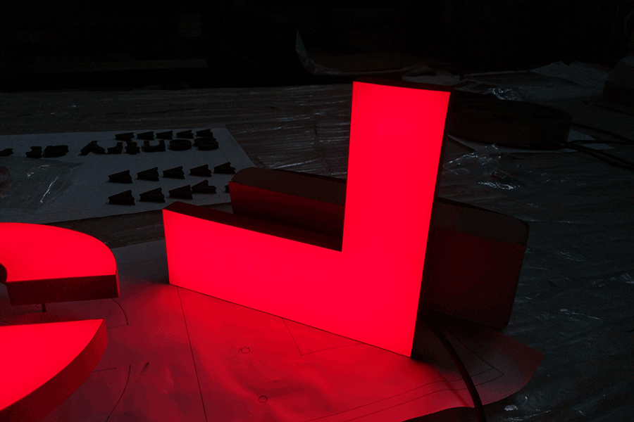 定制LED樹脂字怎么鑒別品質(zhì)？