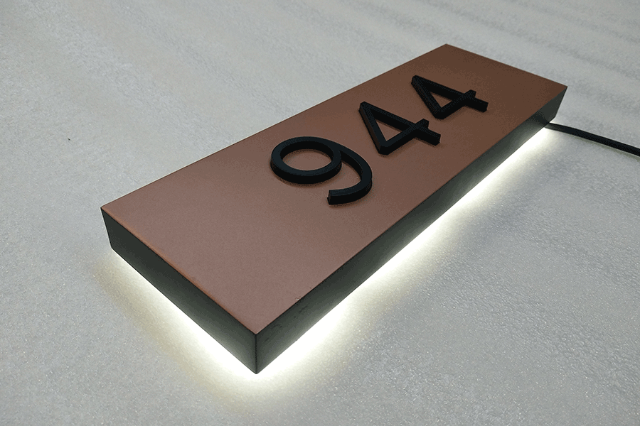 定制門牌發(fā)光字的主要類別有哪些？