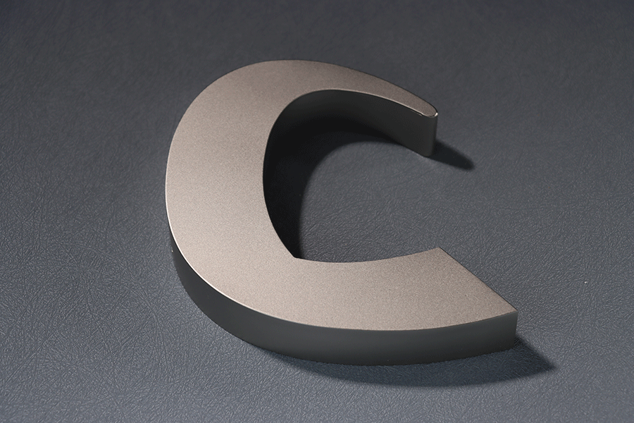 金屬雙封字標(biāo)識(shí)標(biāo)牌制作有什么特征？