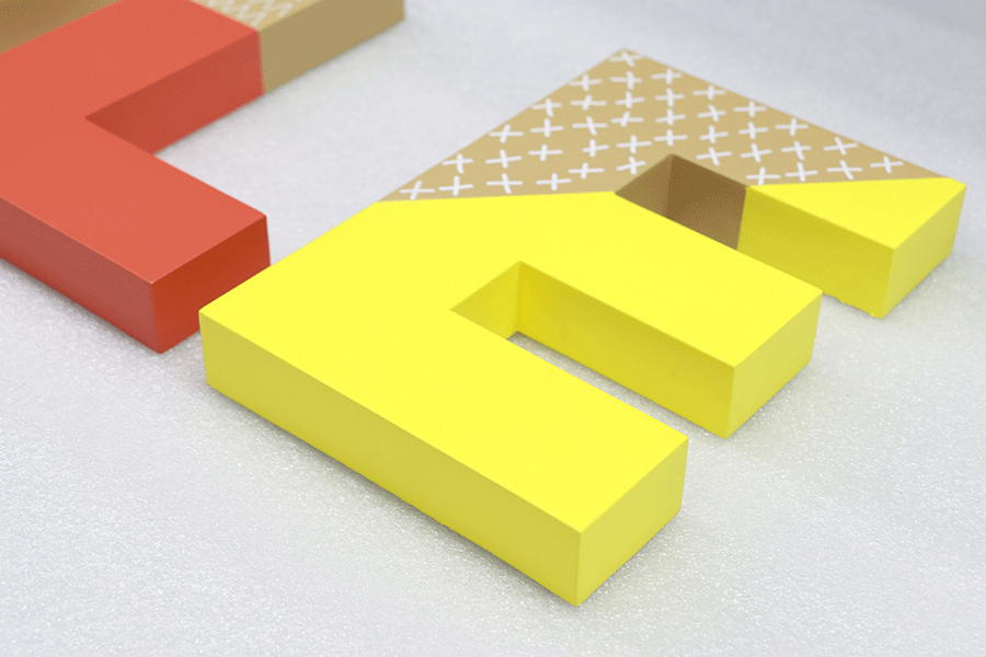 金屬立體字標(biāo)識(shí)牌設(shè)計(jì)制作有什么特點(diǎn)？