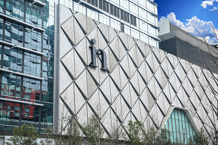 LED樓頂發(fā)光大字發(fā)光標(biāo)識(shí)牌設(shè)計(jì)制作有哪些特色？